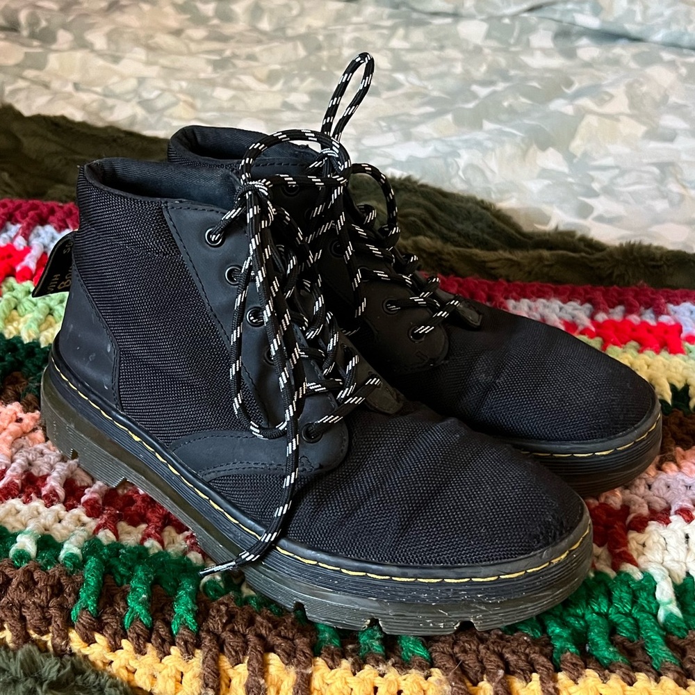Dr Martens Unisex AirWair Bonny Chukka Boots (M8/W9)